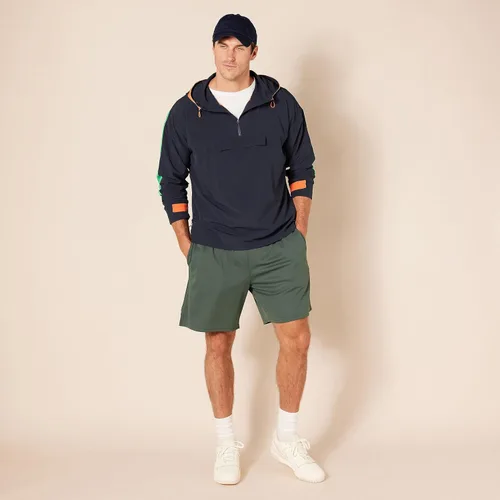 Vista 9 de Tienda Essentials - Pantalones cortos de corte suelto con tecnología de rendimiento para hombre