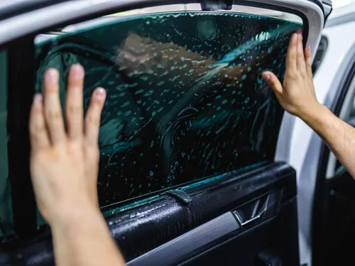 Vista 3 de Rvinyl Kit de tinte de ventana compatible con Nissan Rogue 2014-2020 - Kit de precorte trasero - 5%