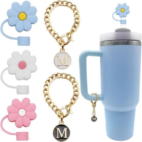 Vista 13 de ANDERSE Stanley - 3 tapas de popote para accesorios de copa Stanley de silicona con diseño de flores de 0.394 pulgadas, 2 piezas de dije de letra