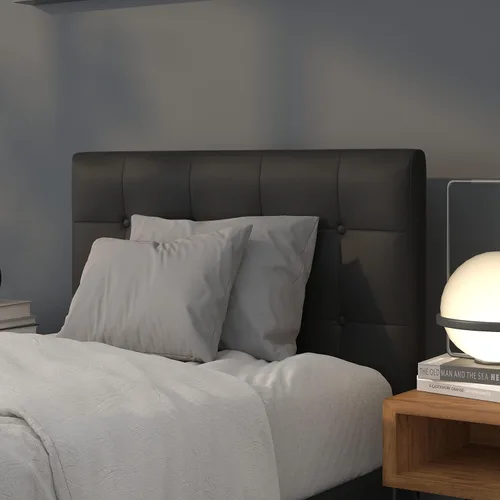 Flash Furniture Bedford - Cabecero de cama doble tapizado con ribete de uñas en tela beige