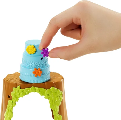 Vista 4 de Mattel - Barbie Chelsea The Lost Birthday Pinata Party Fun Surprise Playset