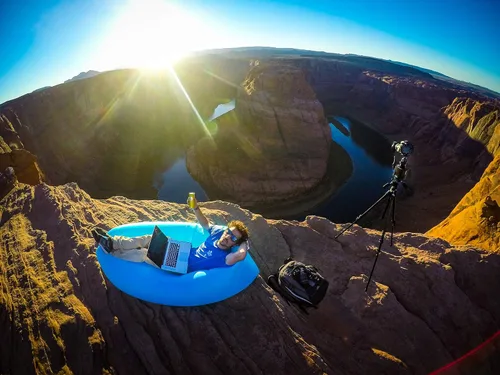 Vista 2 de Fatboy - Tumbona inflable con bolsa de transporte, Lamzac, la versión original. 1 Sofá inflable para uso en interiores o exteriores. Silla de aire