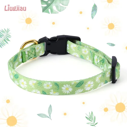 Vista 2 de Collar de perro de algodón hecho a mano para perros pequeños, medianos y grandes, margarita verde con colgante, collares de perro lindos (pequeño)