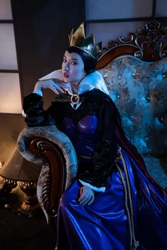 Vista 15 de Disguise Disfraz de mujer Evil Queen Deluxe para adultos Multicolor