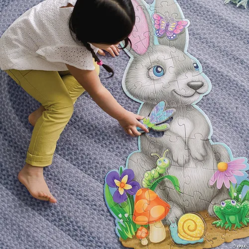 Vista 2 de Peaceable Kingdom Rompecabezas de Piso con Forma de Conejito Brillante de 41 Piezas, 3 pies x 2 pies - Excelentes Rellenos para Canasta de Pascua