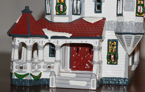 Vista 4 de Dept 56 La reina original del pueblo de las nieves Anne Victorian