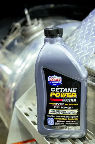 Vista 3 de Lucas Oil 11032 Potenciador de Potencia de Cetano - 64 Onzas