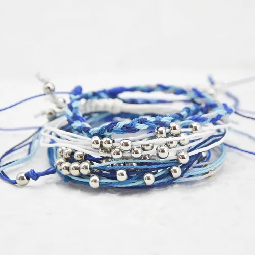 Vista 4 de Pulseras de playa boho surfistas, tobilleras ajustables con cuentas, pulseras trenzadas hippies hechas a mano, impermeables, pulseras de cuerda