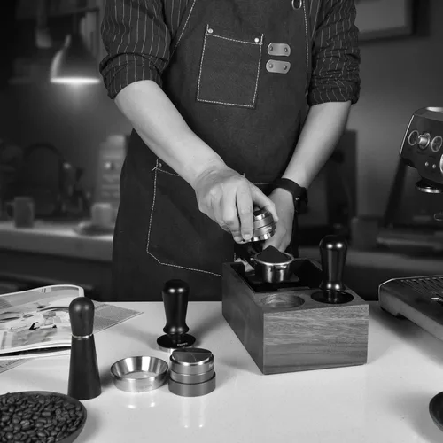 Vista 8 de Distribuidor de cuña de espresso de 2.098 in y manipulador de palma, herramienta de distribución de café de doble cabezal Pavant con base