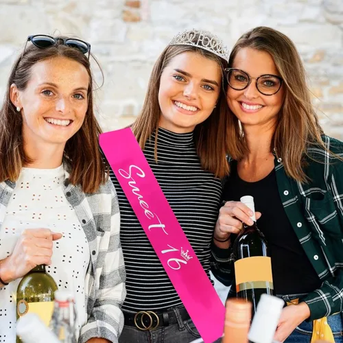 Vista 4 de Semato Kit de Corona de Cumpleaños 16 y Banda de Dulces 16 Rosa Claro - "Dulces 16" Adornos para Fiesta de Cumpleaños, Regalos para Fiesta