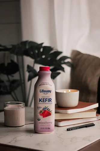 Vista 2 de Lifeway Leche entera orgánica Kefir, 10g de proteína, bayas mixtas, 32 fl oz