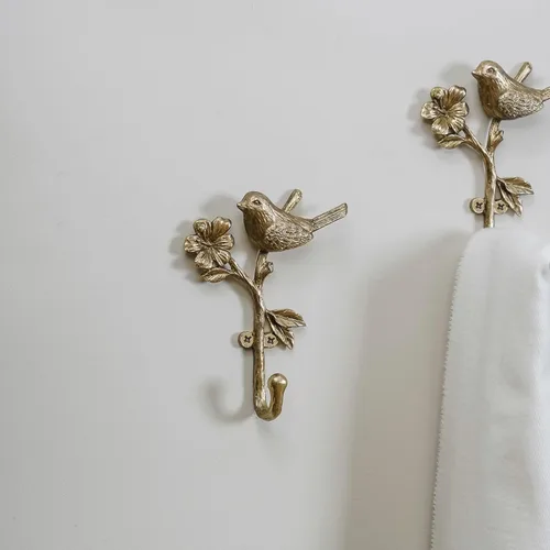 Vista 5 de SOFFEE DESIGN 2 ganchos de metal dorado con forma de pájaro y flores en 3D, resistentes para entrada, baño, decoración de dormitorio
