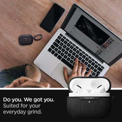Vista 2 de Spigen Urban Fit - Funda para AirPods Pro (2019), funda de tela prémium con mosquetón, color negro