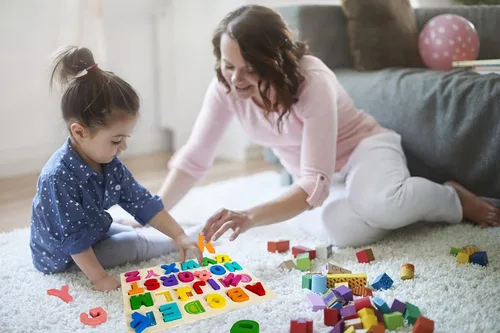 Vista 8 de Attmu Rompecabezas del alfabeto de madera para niños pequeños, rompecabezas de forma ABC, rompecabezas del alfabeto, juguetes educativos