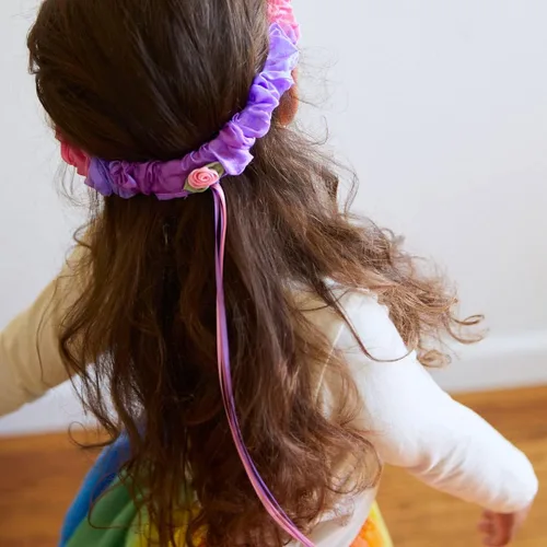 Vista 8 de Sarah's Silks Guirnaldas Waldorf creativo de vestir (flor)