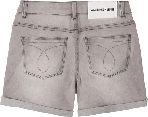 Vista 2 de Calvin Klein Pantalones cortos de mezclilla elásticos para niña, NubladoPuño