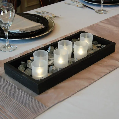 Vista 5 de LumaBase 81806 - Luces LED a pilas en soportes votivos esmerilados, color blanco, juego de 6