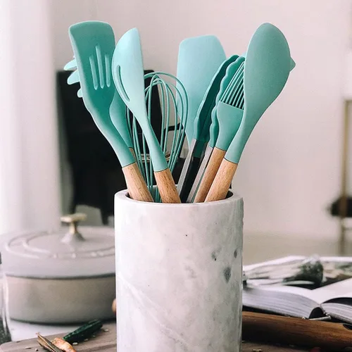 Vista 5 de Juego de utensilios de cocina, utensilios de cocina de silicona con mango multifunción de madera, cucharón batidor de huevos