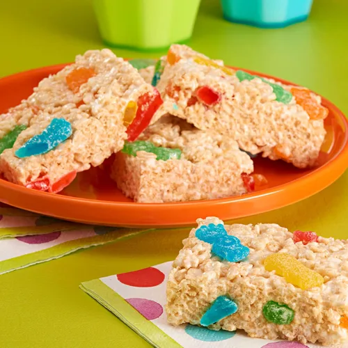 Vista 9 de SOUR PATCH KIDS Caramelos suaves y masticables, caramelos a granel, cajas de 12 - 3.5 onzas