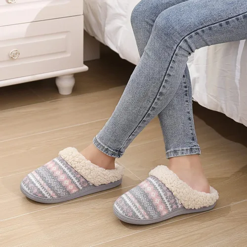 Vista 2 de Evshine Pantuflas de punto cálidas para mujer, cómodas pantuflas de invierno con forro polar con espuma viscoelástica y suelas para interiores