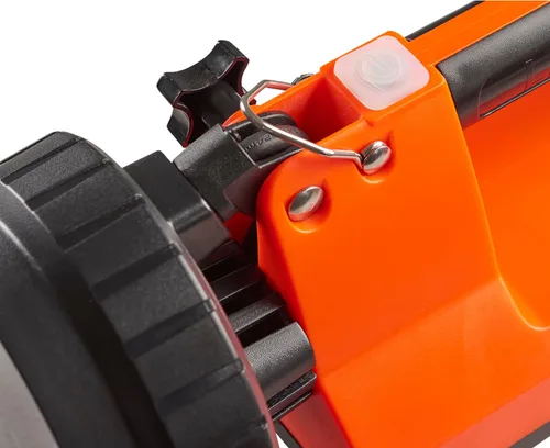 Vista 7 de Streamlight 45861 E-Spot Firebox 1500-Lumen 110000 Candela Linterna de haz puntual recargable con LED traseros duales, carga CA/CC, correa de hombro