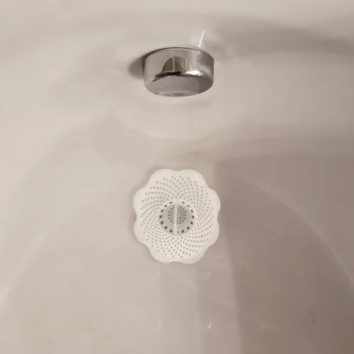 Vista 4 de Danco 10306, Protector de Tina para Pelo y Filtro, Prevención de Obstrucciones de Drenaje de Pelo, Serpiente de Drenaje, Trampa y Taladro
