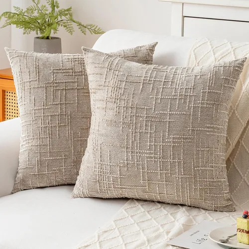 Vista 31 de Fundas de almohada decorativas de 18 x 18 pulgadas, juego de 4, suaves, sólidas, de estilo granja, fundas de almohada de chenilla para sofá, fundas