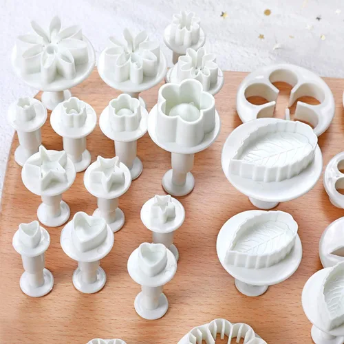 Vista 5 de M MOACC Herramientas para tartas, 36 piezas, fondant, galletas, émbolo Sugarcraft, flor, hoja, mariposa, forma de corazón, decoración de molde