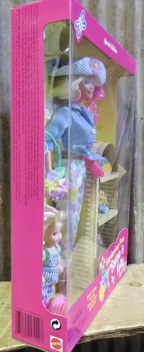 Vista 4 de Gardening Fun BARBIE & KELLY Gift Set - Set de edición especial con 2 muñecas y accesorios (1996)