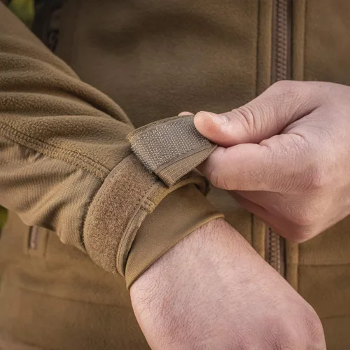 Vista 6 de M-Tac Chaqueta táctica de forro polar para hombre con capucha militar