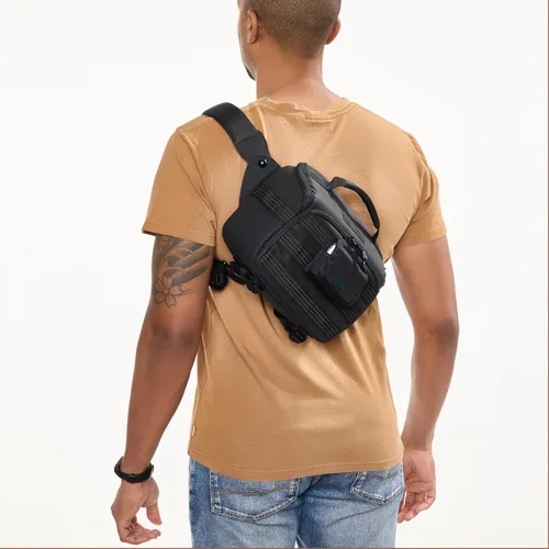 Vista 2 de Tenba Axis v2 4L Bolsa de bandolera para cámaras DSLR y sin espejo y lentes – Negro (637-760)