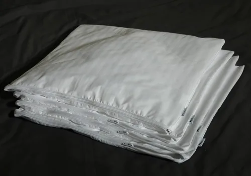 Vista 9 de Kingnex 4 unidades de protectores de almohada impermeables a prueba de plumas con cremallera en el lado largo, tamaño queen, juego de 4 fundas