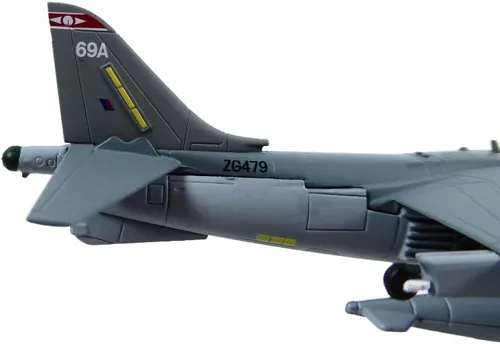 Vista 5 de OPO 10 - Avión de combate militar 1/100 compatible con HARIIER GR.9 / RAF N°1 Squadron 2010 - CP105