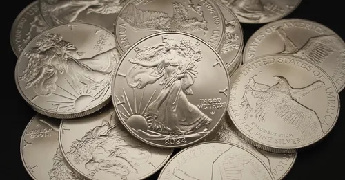 Vista 4 de 1986 - Presente (año aleatorio) Lote de (5) Monedas de Águila de Plata Americana de 1 oz Brillante Sin Circular (Tipo 1 o 2) con Certificados