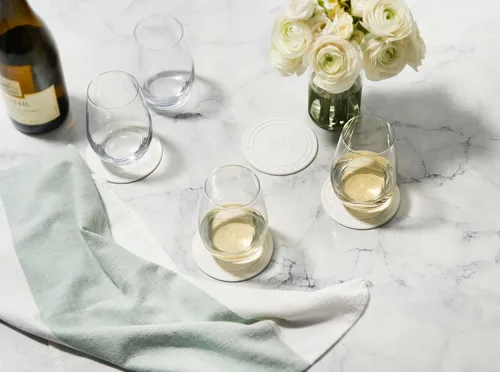 Vista 3 de Le Creuset Posavasos de silicona (est. 1925), juego de 4, Cerise