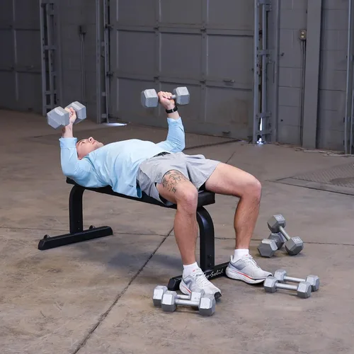 Vista 3 de Body-Solid (GFB350B) Banco de pesas plano de 600 libras de capacidad ajustable para entrenamiento de fuerza, estiramiento, ejercicios abdominales