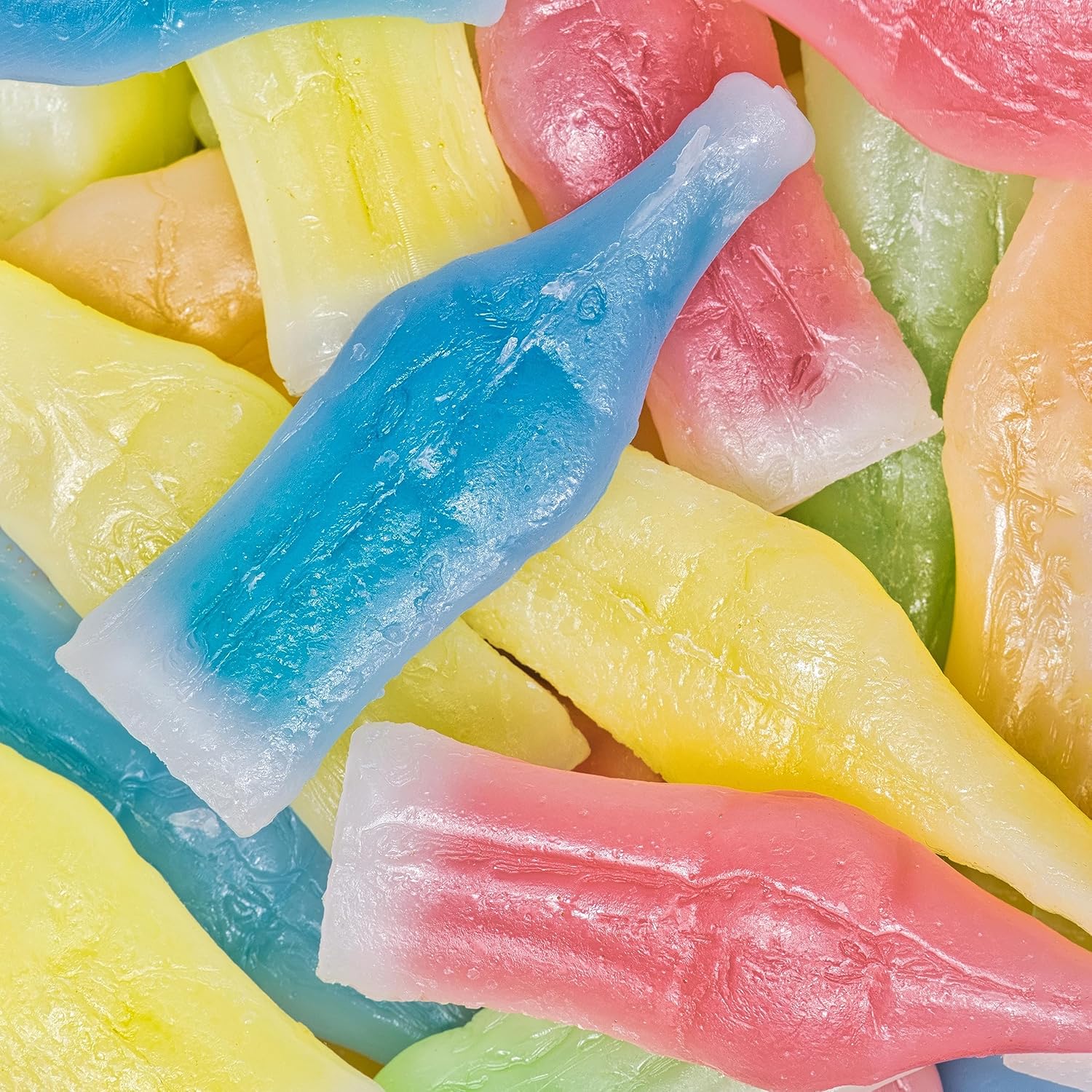 8. Botella de cera para dulces rellenas con jarabes saborizados, botellas de cera vintage Candys Nik-L-Nips de caramelos surtidos a granel – 15 onzas